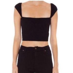 Are You Am I Anke cap sleeve top, black, size medium.